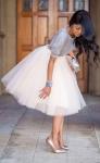 what-to-wear-to-a-fall-wedding-29-perfect-fall-guests-outfits-weddingomania-234-int