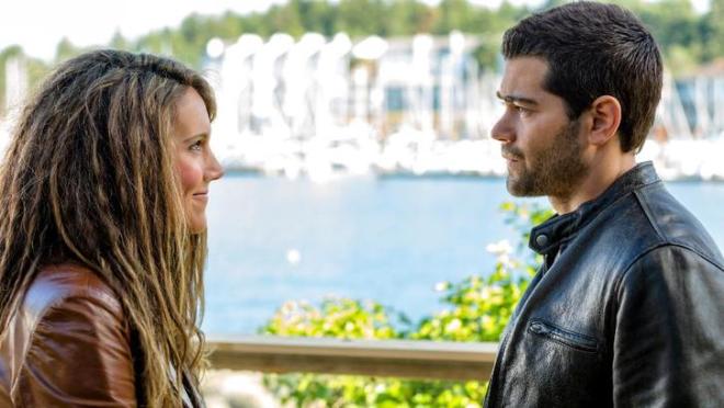 Who's the new chick in Trace's life?